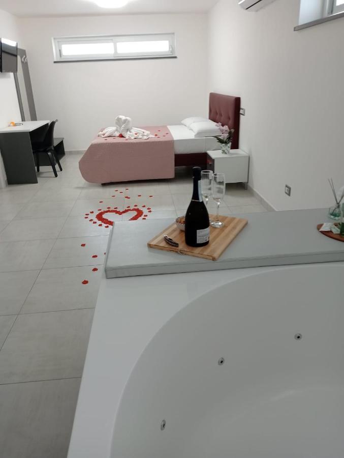 スカファーティ Rosy'S House Bed & Breakfast エクステリア 写真